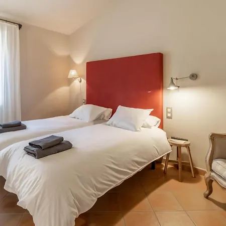 Masia Exclusiva En El Baix Emporda * Monells